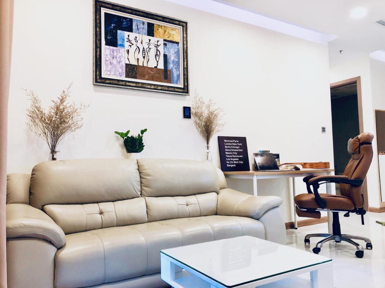 Travelaholic'S Homestay Ho Şi Min Exterior foto